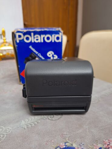 Fotokameralar: Polaroid 636 fotoaparatı. Kolleksiya yığmağı sevənlər üçün əla