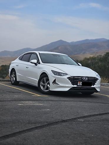 Hyundai Sonata: 2019 г., 2 л, Автомат, Бензин, Седан