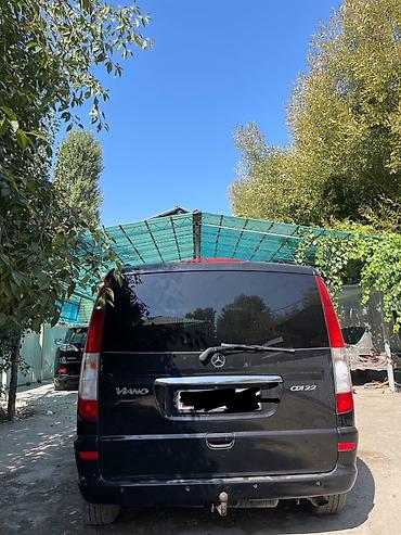 кузов 220: Mercedes-Benz Viano: 2008 г., 2.2 л, Автомат, Дизель, Минивэн — 4