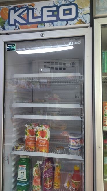 холодильн: Для молочных продуктов, Италия, Б/у