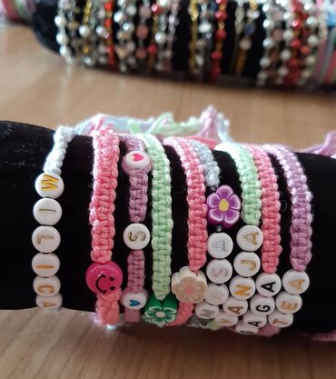 Narukvice: Narukvice Hand Made 150 vockice, 200 ime, 250 perlice Isporuka Slanje — 13