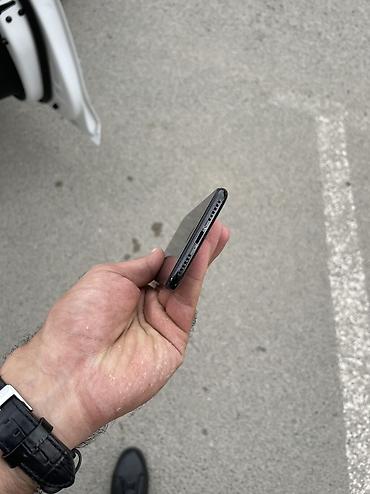 Apple iPhone: IPhone 7, 128 GB, Jet Black, Barmaq izi — 5