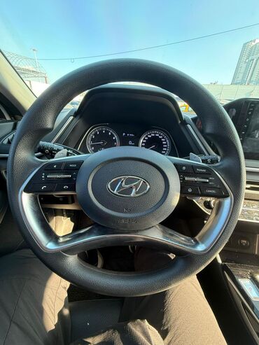 Hyundai: Hyundai Sonata: 2020 г., 2 л, Бензин — 4