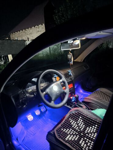 Volkswagen: Volkswagen Golf: 2000 г., 1.4 л, Механика, Бензин, Хэтчбэк — 8