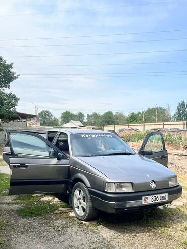 пассат ю4: Volkswagen Passat: 1994 г., 2 л, Механика, Бензин, Седан