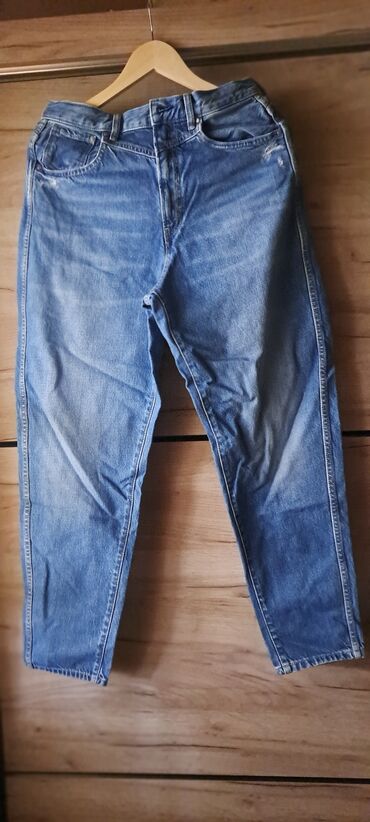 Farmerke: Zenske farmerice, više boja, modela i velicina — 7