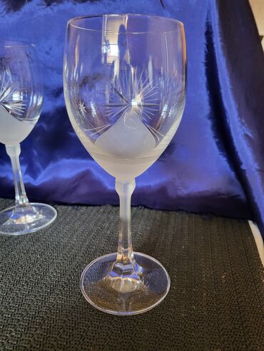 Čaše: Case bohemija 1950g+ kristal,rucna gravura,matirani deo za vino. Case — 10