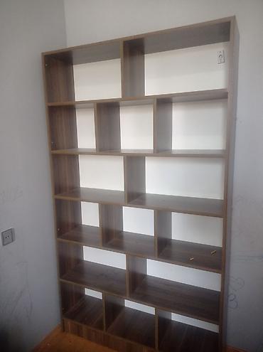 mingəcevir mebel: MDF/LDSP materialdan hazırlanmış çoxbölməli kitab rəfi və vitrin. - — 1