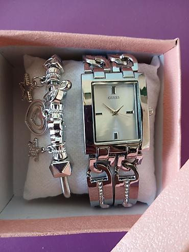 mexx torba: GUESS ženski set – sat i narukvica - Elegantni pravougaoni ručni sat — 1