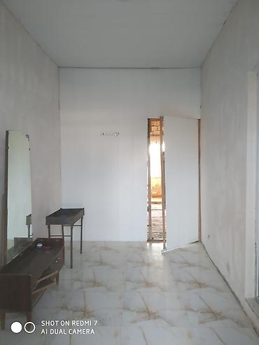 2 otaq: Pirşağı qəs. 4 otaqlı, 955 kv. m, Orta təmir — 3