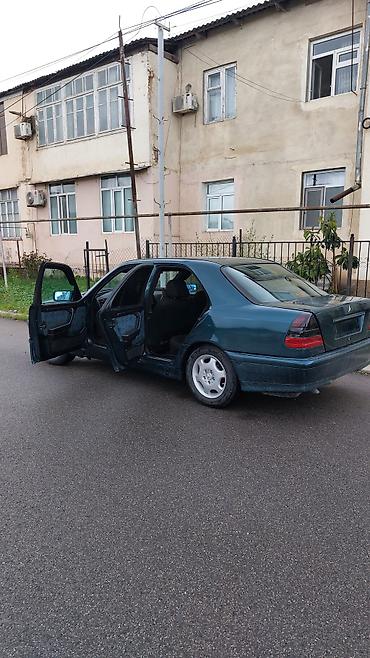 Mercedes-Benz: Mercedes-Benz C-Class: 1.8 l | 1996 il Sedan — 7