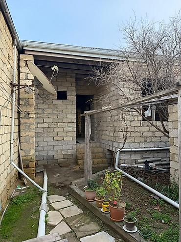 Həyət evləri və villaların satışı: Sumqayit Arxiv idaresinin arxasi. 76-cı məhəllə. Satış üçün yarımçıq — 15