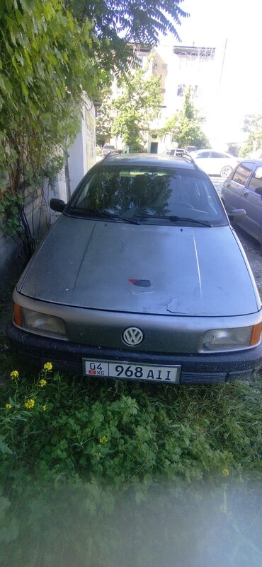 кунг на авто: Volkswagen Passat: 1993 г., 1.8 л, Механика, Бензин, Универсал