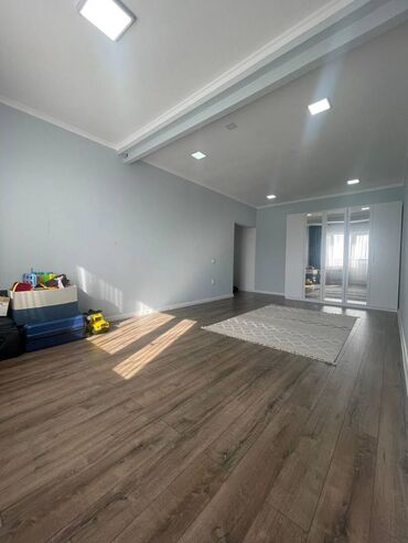 продаю квартиру исанова: 1 комната, 52 м², Элитка, 8 этаж, Евроремонт