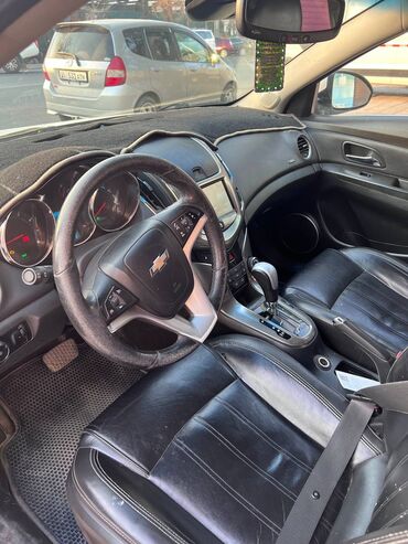 авто спорт: Chevrolet Cruze: 2013 г., 1.6 л, Автомат, Бензин, Седан