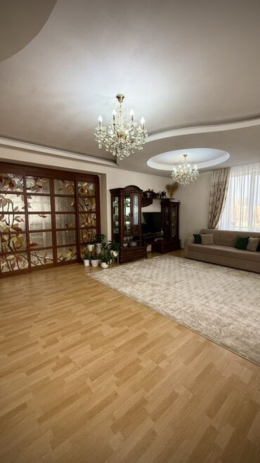 чистый дом: 3 бөлмө, 138 кв. м, Элитка, 3 кабат, Евроремонт