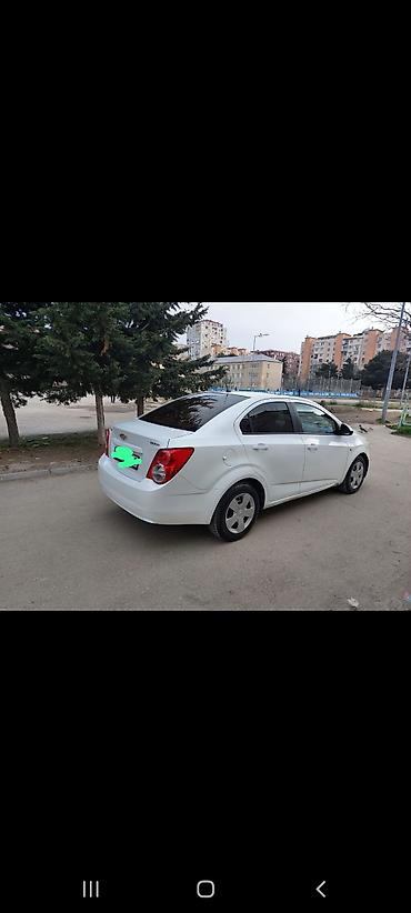 Chevrolet: Chevrolet Aveo: 1.4 l | 2013 il 220000 km Sedan — 5