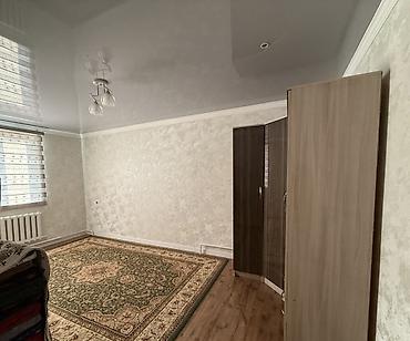 Продажа коттеджей и домов: Продается дом Двор и участок: - Большой вымощенный плиткой двор — 11