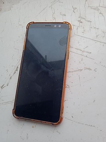 Мобильные телефоны и аксессуары: Samsung Galaxy A8 2018, Б/у, цвет - Золотой — 7