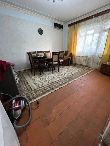 Uzunmüddətli kirayə mənzillər: Orta temirlidi Kombi sistemi var 2 kindisoneri var 2yataq var real — 1