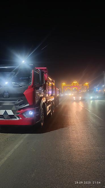 луна купить: Самосвал SINOTRUK HOHAN 6x4 (HOWO 460 ), красный в отличном состаяние — 2