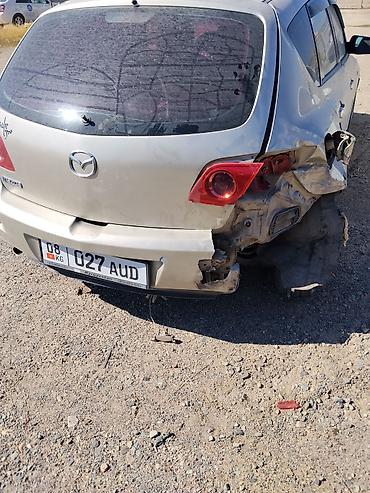 Mazda 3: 2003 г., Хэтчбэк