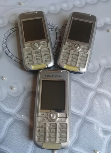 Sony: Sony Xperia Acro Hd So-03D, Düyməli — 2