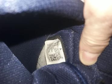 Кроссовки и спортивная обувь: Кроссы белые 200сом. Джорданы 800 сом Оригинал — 14