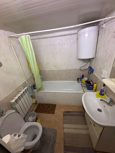 Продажа коттеджей и домов: 🏡 ПРОДАЁТСЯ УЧАСТОК С ДОМОМ 🏡 📍 Район Кок-Жар, ж/м ✨ Отличный вариант at lalafo.kg — 9 Продажа коттеджей и домов: 🏡 ПРОДАЁТСЯ УЧАСТОК С ДОМОМ 🏡 📍 Район Кок-Жар, ж/м ✨ Отличный вариант — 9