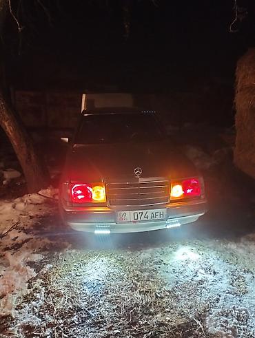 Mercedes-Benz: Mercedes-Benz E-Class: 1992 г., 3 л, Механика, Дизель, Седан — 6