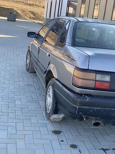 бампер на поло: Volkswagen Passat: 1990 г., Механика, Бензин, Седан — 2