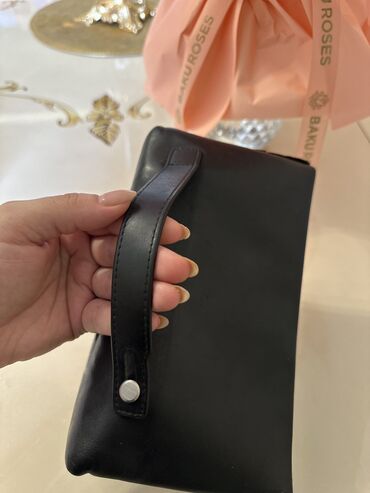 Portmone, pulqabıları: Pulqabı, Təbii dəri, İşlənmiş -da lalafo.az — 6 Portmone, pulqabıları: Pulqabı, Təbii dəri, İşlənmiş — 6