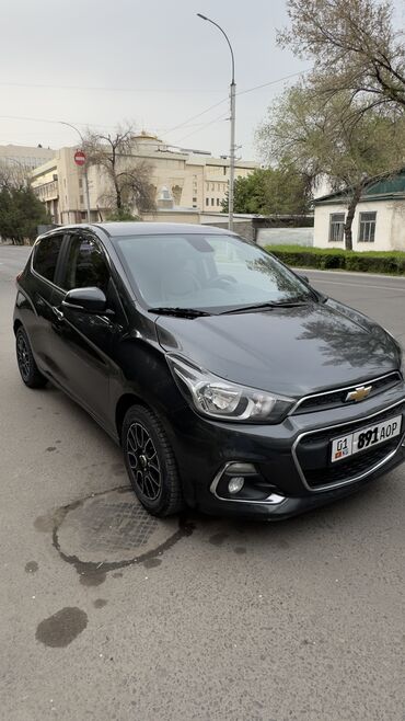 транспорт автомобиль: Chevrolet Spark: 2018 г., 1 л, Автомат, Бензин, Хэтчбэк