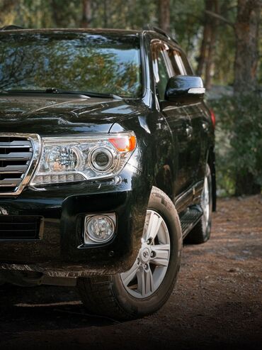 бетон миксер: Toyota Land Cruiser: 4.5 л | 2014 г. | Внедорожник