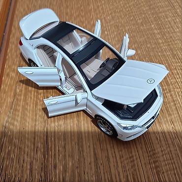 igracke za dvoriste: POTPUNO NOVO! Prelepa i izuzetno detaljna metalna maketa automobila — 4