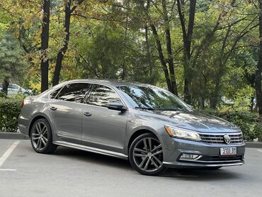 Volkswagen: Volkswagen Passat: 2018 г., 2 л, Автомат, Бензин, Седан