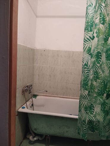 Продажа квартир: 4 комнаты, 96 м², Хрущевка, Косметический ремонт at lalafo.kg — 6 Продажа квартир: 4 комнаты, 96 м², Хрущевка, Косметический ремонт — 6