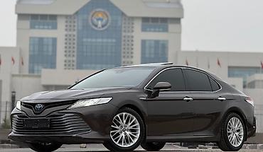 devo tiko: Toyota Camry: 2018 г., 2.5 л, Вариатор, Гибрид, Седан — 1