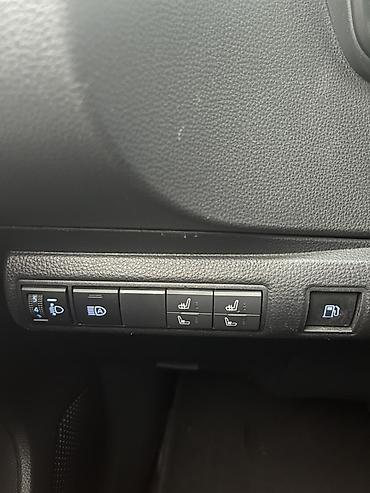 levin corolla: Toyota Corolla: 2021 г., 1.8 л, Вариатор, Гибрид, Седан — 9