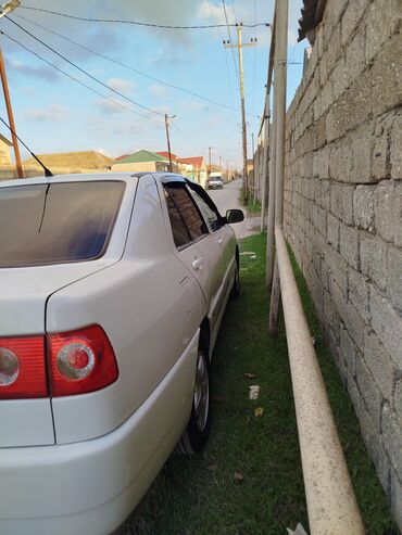 Chery: Chery Amulet (A15): 1.5 l | 2010 il 219000 km Sedan -da lalafo.az — 5 Chery: Chery Amulet (A15): 1.5 l | 2010 il 219000 km Sedan — 5