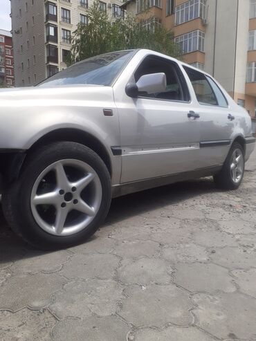 ресничка на спринтер: Куйма Дисктер R 15 Volkswagen, Комплект, тешиктери - 4, Колдонулган