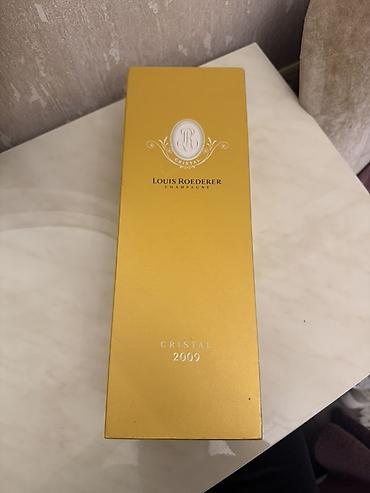 20 l su: Louis Roederer Cristal 2009 şampanı, xüsusi hədiyyə qutusunda təqdim — 1