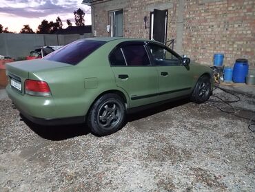 решётка стрим: Mitsubishi Galant: 1998 г., 2 л, Автомат, Бензин, Седан