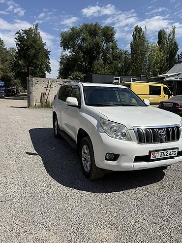 керме тоо: Toyota Land Cruiser Prado: 2012 г., Жол тандабас — 2