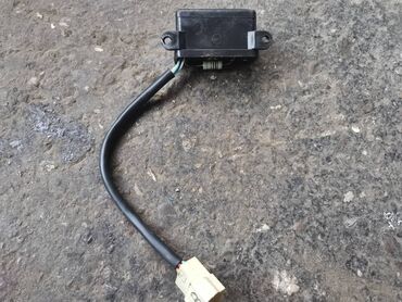 Auto delovi: Relej, potencimetar periodičnog rada brisača Lada Niva, Lade 7 Riva — 11