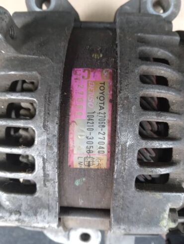 Генераторы: Генератор Toyota 2009 г., Б/у — 2