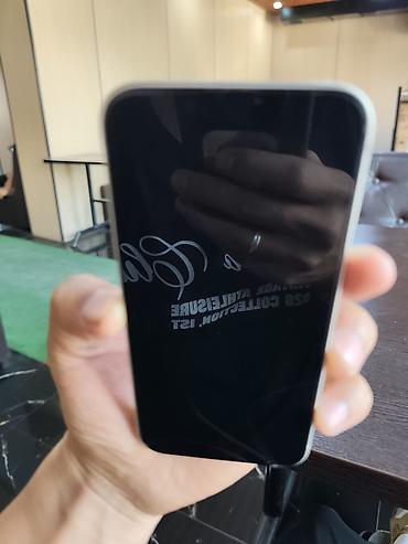 алфон 13: IPhone 13, Б/у, 128 ГБ, Старлайт, Коробка, 76 % — 2