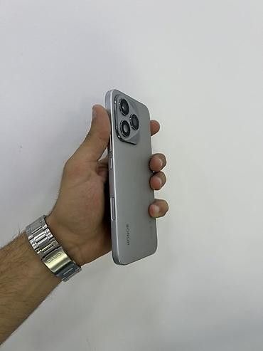 Мобильные телефоны и аксессуары: Honor 400 Lite, 256 ГБ, цвет - Серебристый, Face ID — 2
