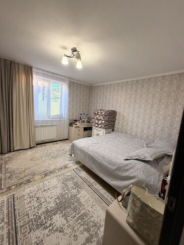 Продажа домов: Полдома, 67 м², 3 комнаты, Собственник, Косметический ремонт — 1