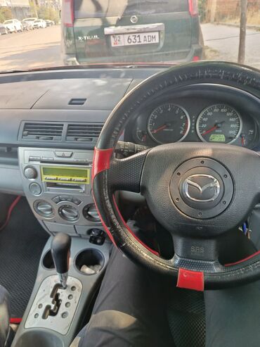 фары делика: Mazda Demio: 2002 г., 1.5 л, Автомат, Бензин, Хетчбек